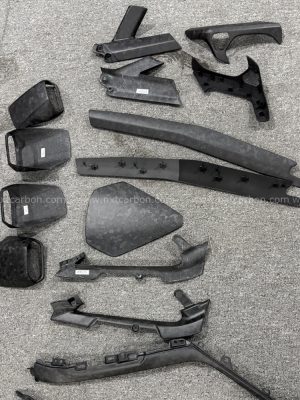 Lamborghini LP610 & LP580 Dry Carbon Interior Trim - Complete Set for Luxurious Exclusivity