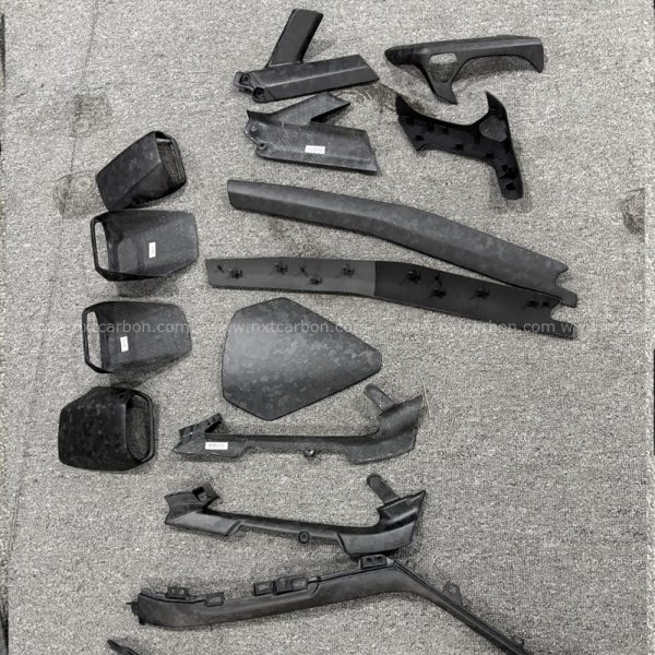 610-interior trim Lamborghini LP610 & LP580 Dry Carbon Interior Trim - Complete Set for Luxurious Exclusivity