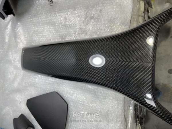 Mclaren 720S  coupe Novitec roof scoop dry carbon novitec style