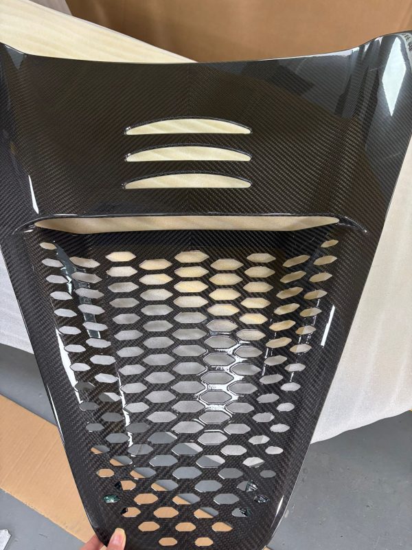 765lt style dry carbon engine cover for Mclaren 720s