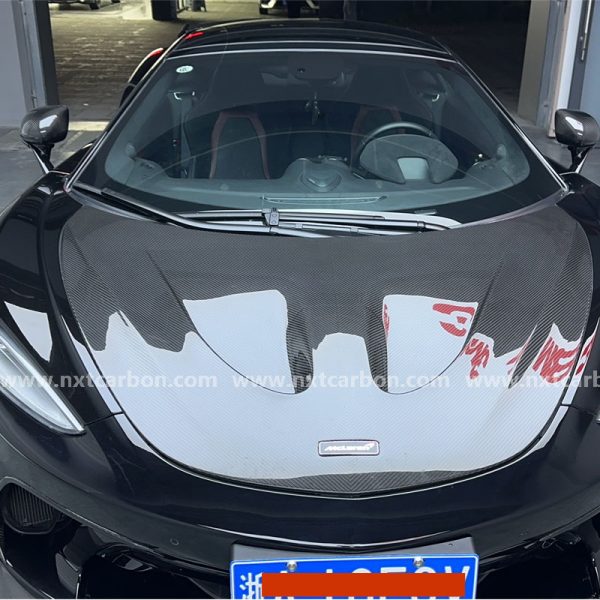 mclaren gt hood