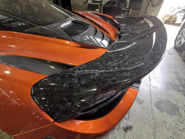 Mclaren 720S  mansory dry carbon spoiler