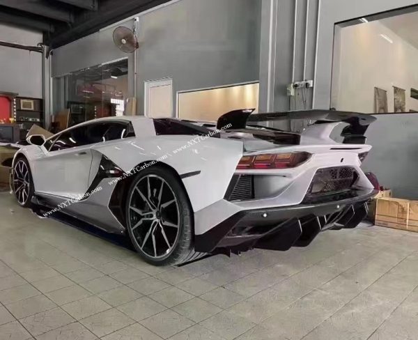 Lamborghini LP700 upgrade SVJ Dry carbon kit  full set 1:1Version supercar kits