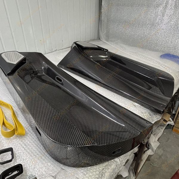 svj door panel Lamborghini Aventador SVJ Dry Carbon Door Panel | 1:1 OEM Fit & Finish