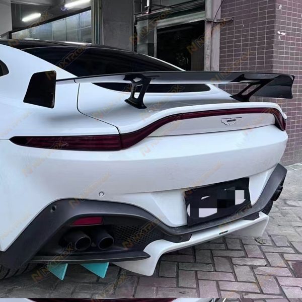 aston martin vanteage f1 aston martin vanteage f1