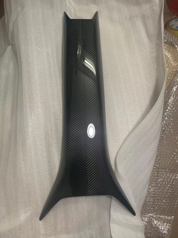 Mclaren 720S  coupe Novitec roof scoop dry carbon novitec style