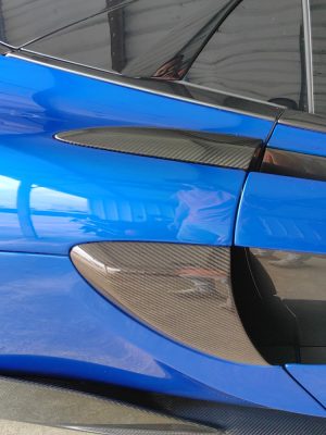 600lt oem side vents