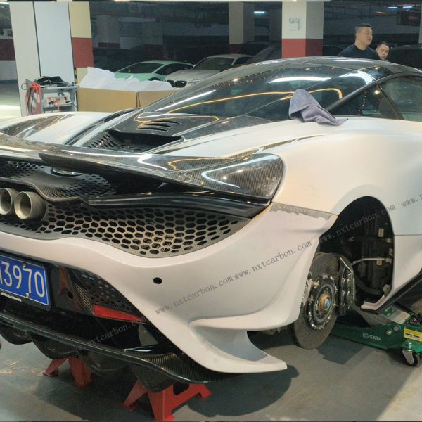 96 Mclaren 765lt body kit -3
