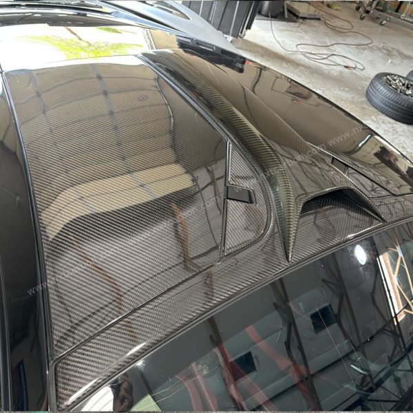 Mclaren 720S  765lt  dry carbon roof panels 5pcs/set  accpet sell separate