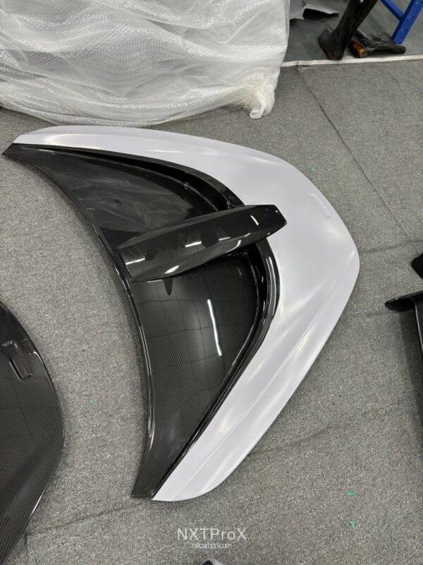 Mclaren 720S 765lt Novitec half dry carbon  primer finish hood