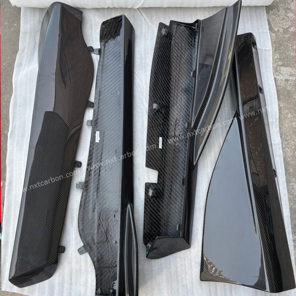 Mclaren GT side skirts-1