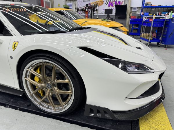 Ferrari F8 keyvany style dry carbon kit front lip  side skirts  spoiler rear diffuser