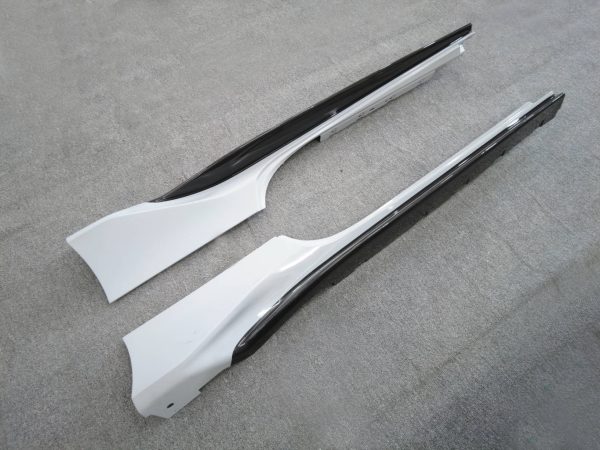 Ferrari 488 Pista Style 1:1 Dry Carbon Fiber Body Kit – Front Bumper, Rear Bumper, Hood & Full Set