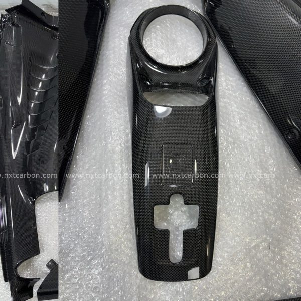 Dry Carbon Fiber Engine Trim Cover for Ferrari 488 F8 (4-Piece Set) - OEM Fitment & Lightweight Design, Top Quality Guaranteed