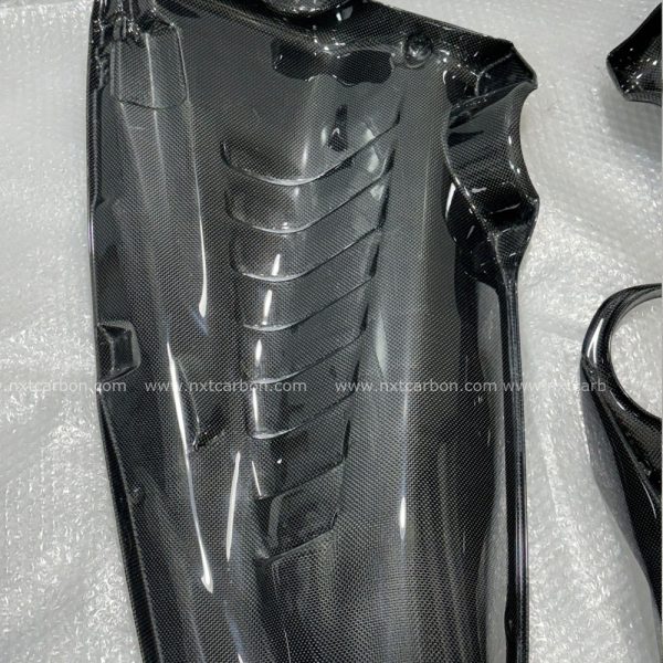 Dry Carbon Fiber Engine Trim Cover for Ferrari 488 F8 (4-Piece Set) - OEM Fitment & Lightweight Design, Top Quality Guaranteed