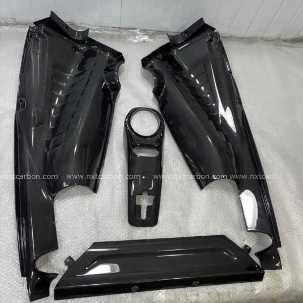 Dry Carbon Fiber Engine Trim Cover for Ferrari 488 F8 (4-Piece Set) - OEM Fitment & Lightweight Design, Top Quality Guaranteed