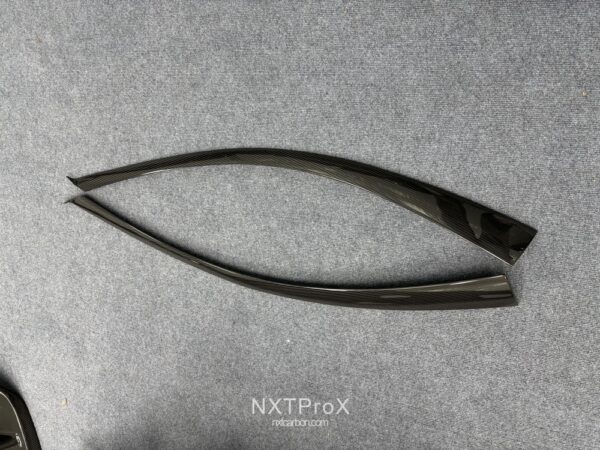 720_exterior_trim_strips_pair_overview_b_1000x750_watermarked Roof drip rail molding-4