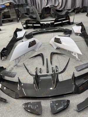 Mansory Style  Full Body Kit for Ferrari SF90 - Dry Carbon Fiber: Front Lip, Side Skirts, Fenders, Rear Diffuser, Mirror Caps