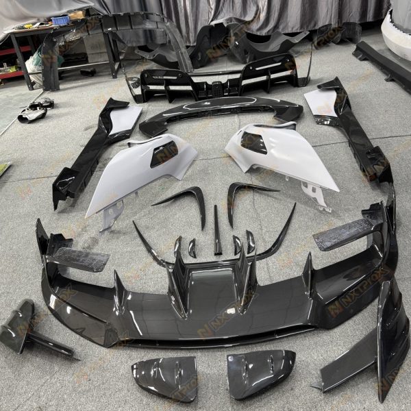 Mansory Style  Full Body Kit for Ferrari SF90 - Dry Carbon Fiber: Front Lip, Side Skirts, Fenders, Rear Diffuser, Mirror Caps