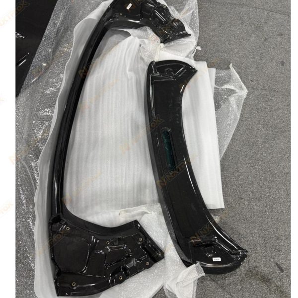 Authentic Dry Carbon Fiber Spoiler for Ferrari SF90 / SF90 Stradale / SF90 Spider - Lightweight & High Gloss