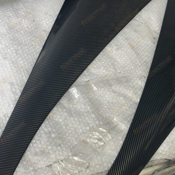 door panel trim 4 Dry Carbon Fiber Oulter Door panel trim for McLaren 570s 540C Overlay Easy to install