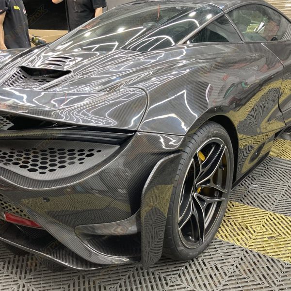 720s door panel replacement 1