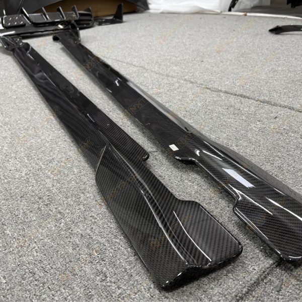 TESLA MODEL S-3 TESLA MODEL S