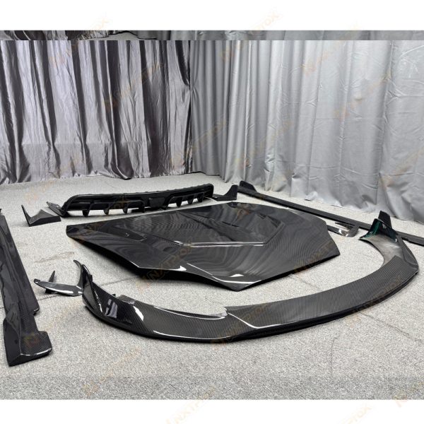 TESLA MODEL S KIT New Tesla model S 2023+ dry carbon kit Front lip side skirts rear diffuser spoiler hood