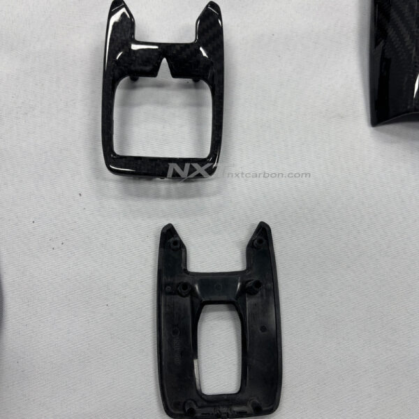 750-2 McLaren 750s dry carbon interior trim replacment 8pcs/set Window switch cover Screen bezel Steering wheel trim Dashboard bezel (Copy)