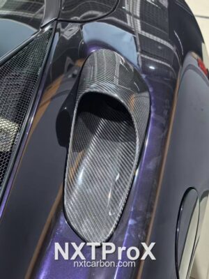 Mclaren GT rear vent